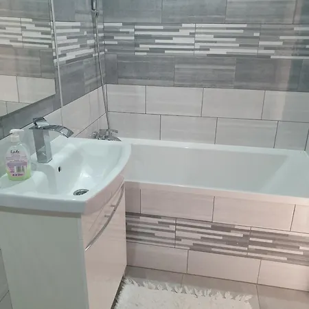 Laurka Apartment Kamienna Gora